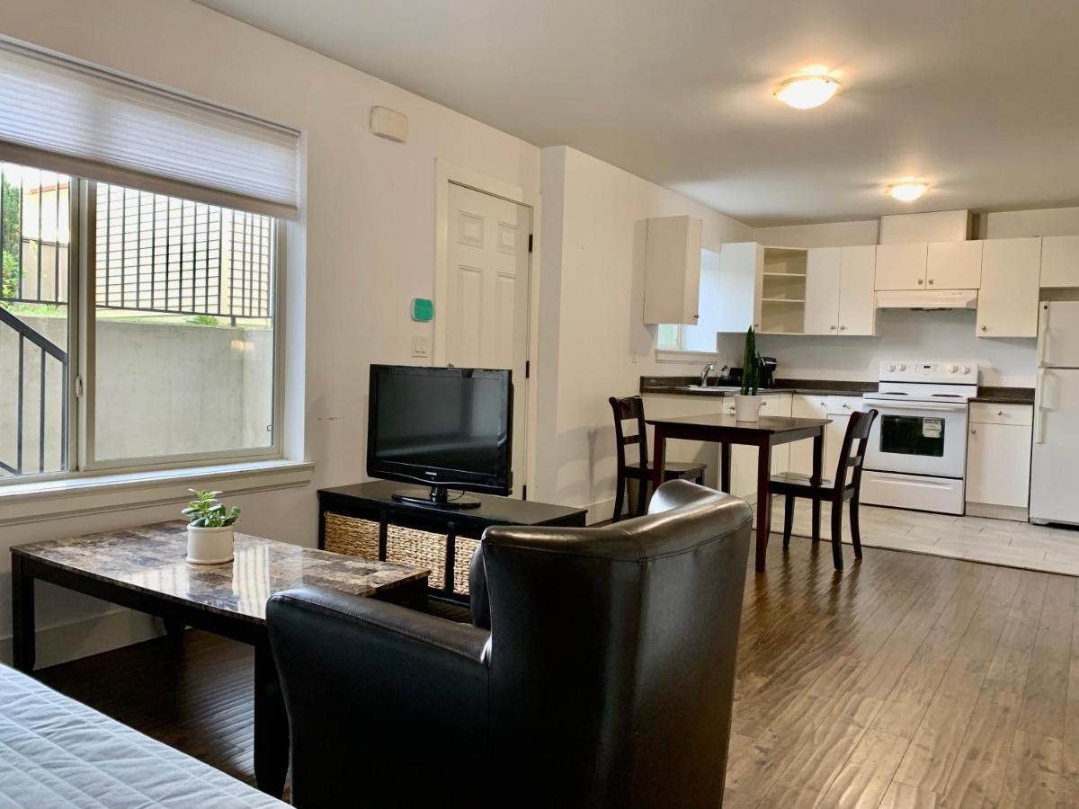 Spacious Burnaby Guest Home Esterno foto